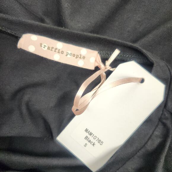 Traffic People Blouse Black Gold Pleating Size Small NWT 3/4 Sleeve Boxy Wide - Picture 6 of 7